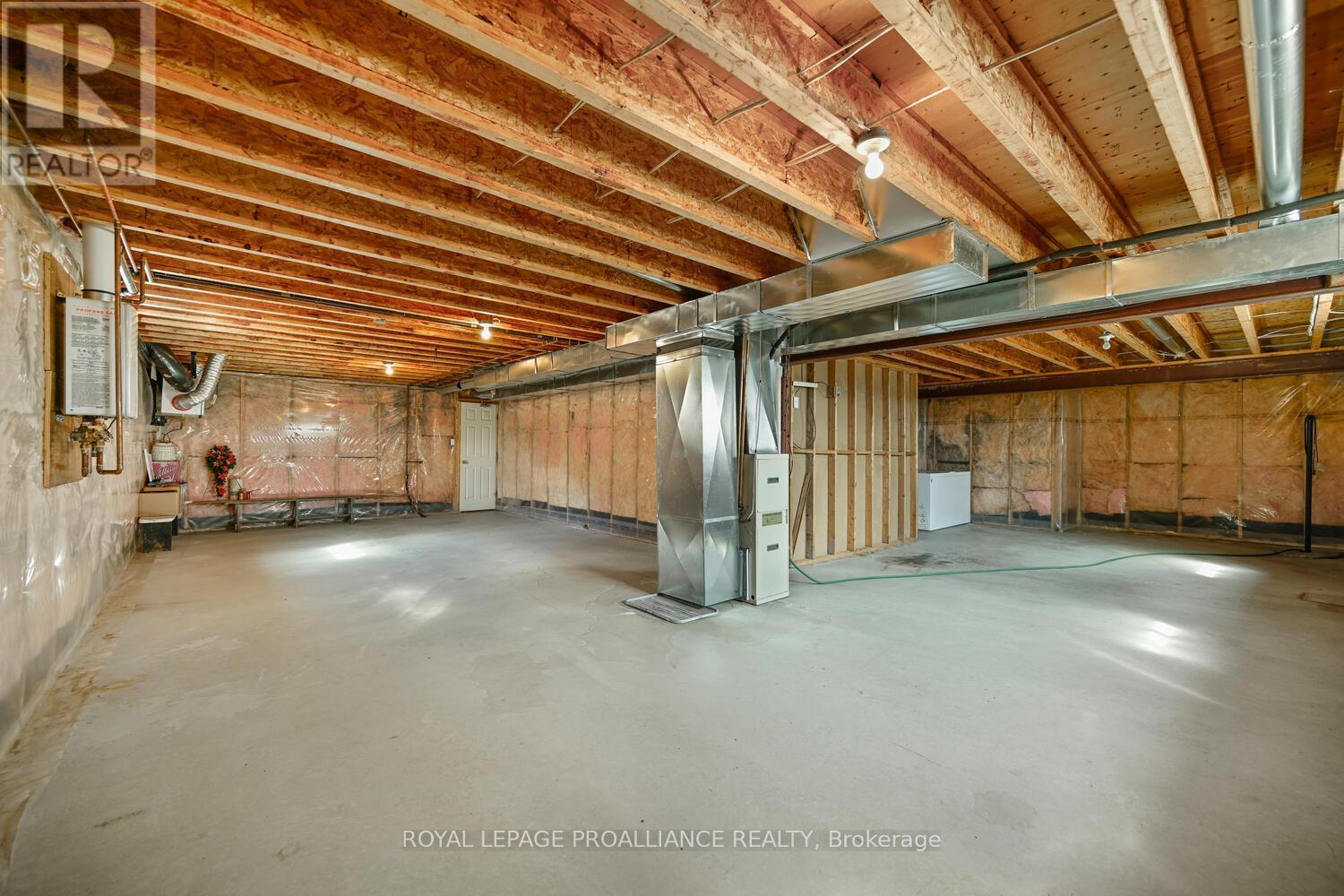 












3560/3562 WEIR ROAD

,
Edwardsburgh/Cardinal,




Ontario
K0E1X0


