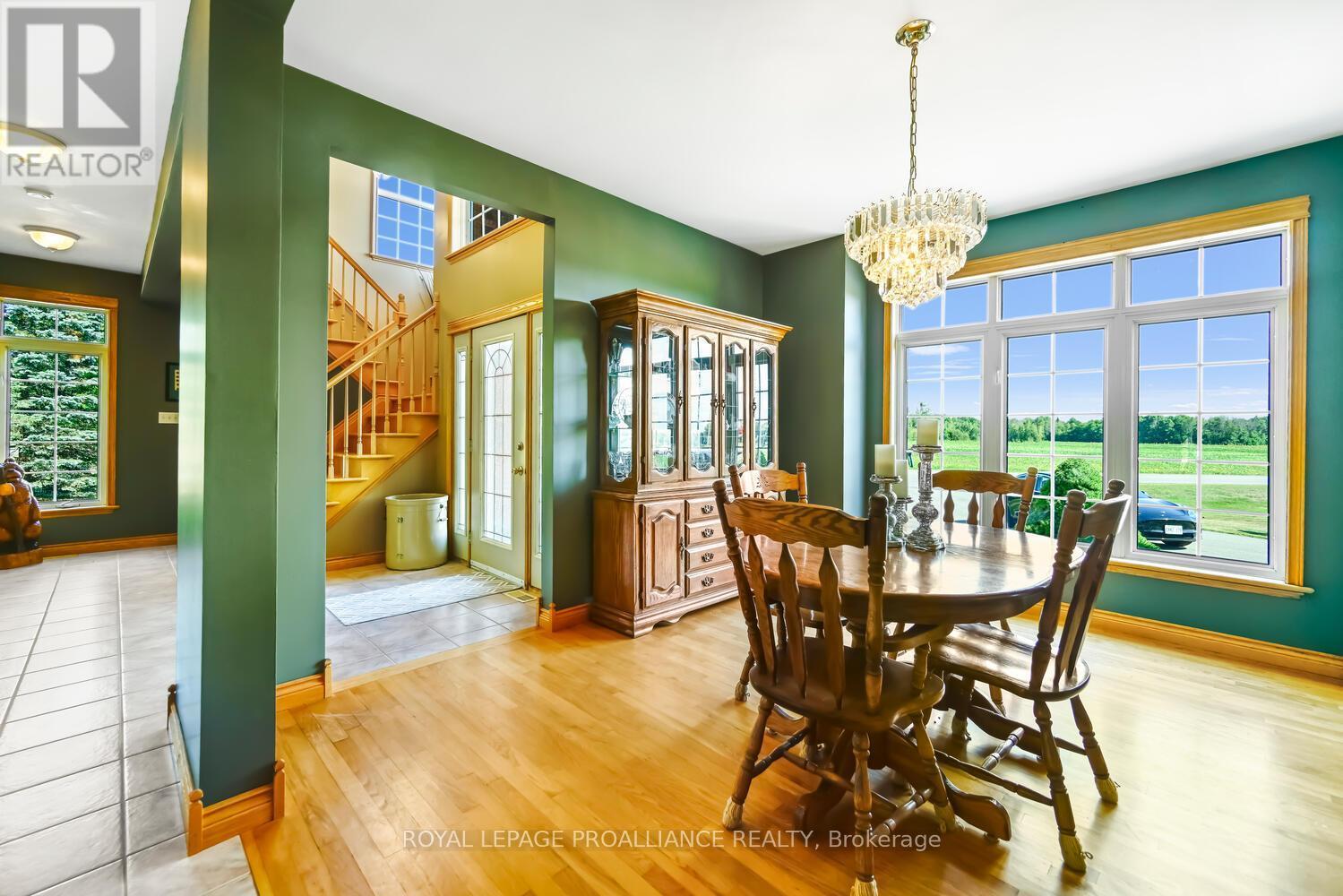 












3560/3562 WEIR ROAD

,
Edwardsburgh/Cardinal,




Ontario
K0E1X0

