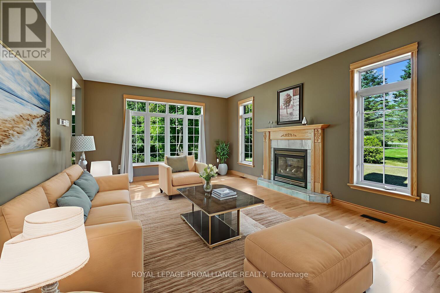












3560/3562 WEIR ROAD

,
Edwardsburgh/Cardinal,




Ontario
K0E1X0

