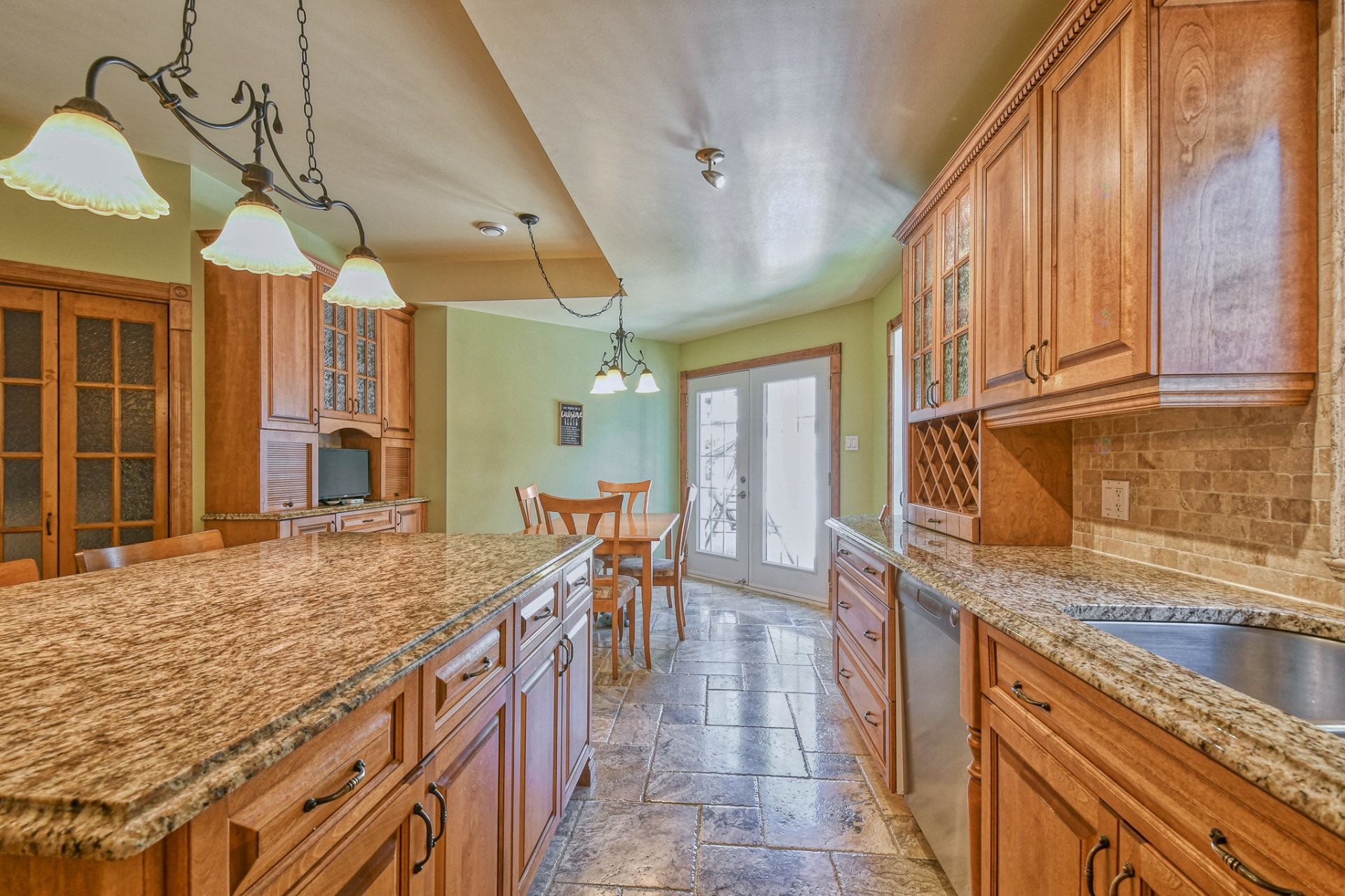 









465


Rue des Lilas

,
Sainte-Adèle,




QC
J8B0A1

