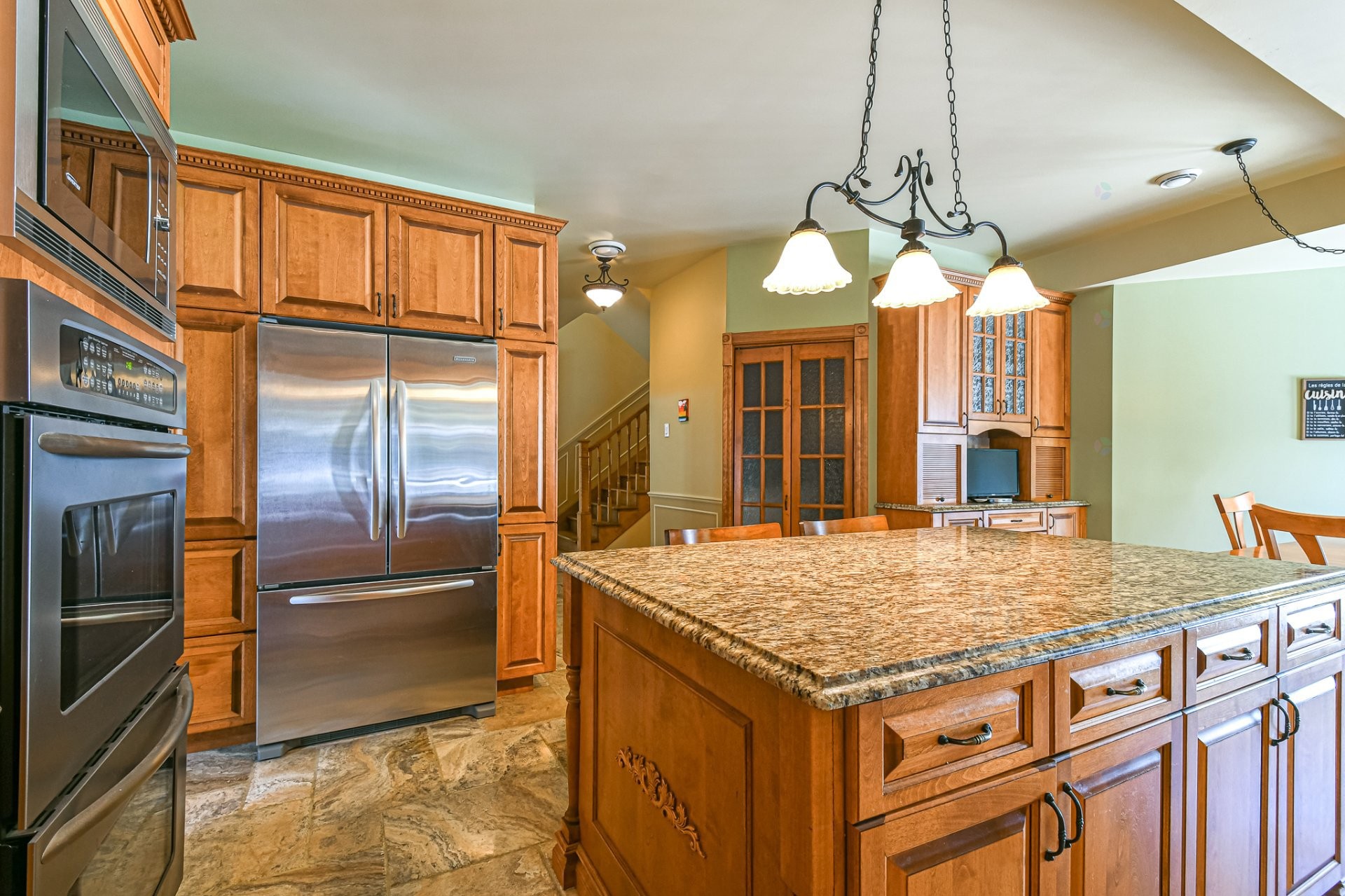 









465


Rue des Lilas

,
Sainte-Adèle,




QC
J8B0A1

