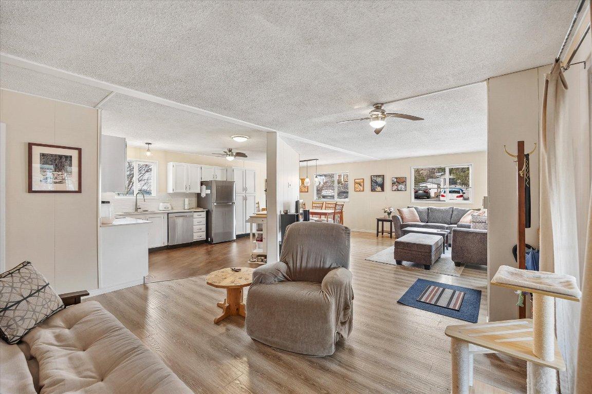 









2001


97

Highway, 27,
West Kelowna,




BC
V1Z 3M9

