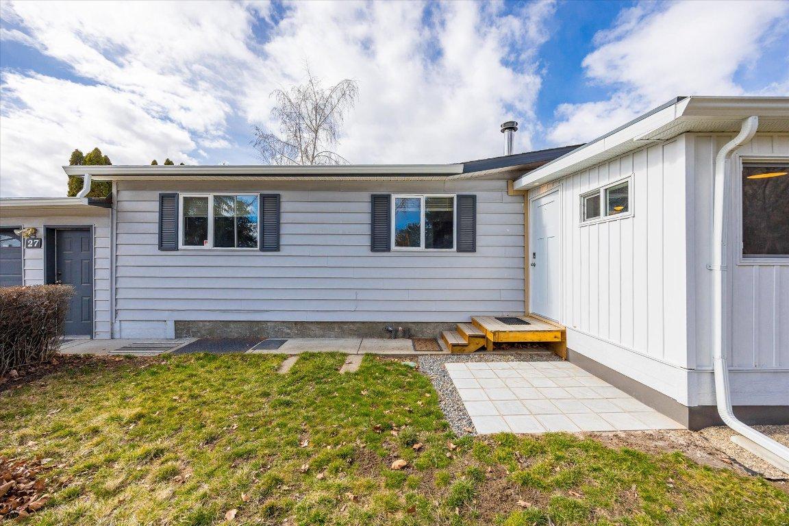 









2001


97

Highway, 27,
West Kelowna,




BC
V1Z 3M9

