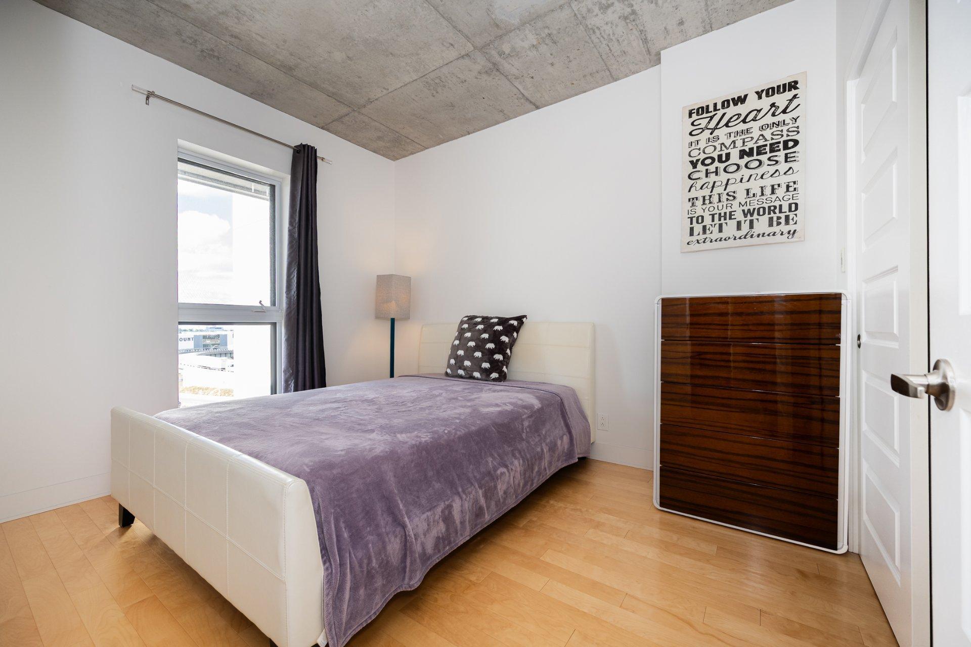 









2335


Ch. Manella

, 706,
Mont-Royal,




QC
H4P0B3

