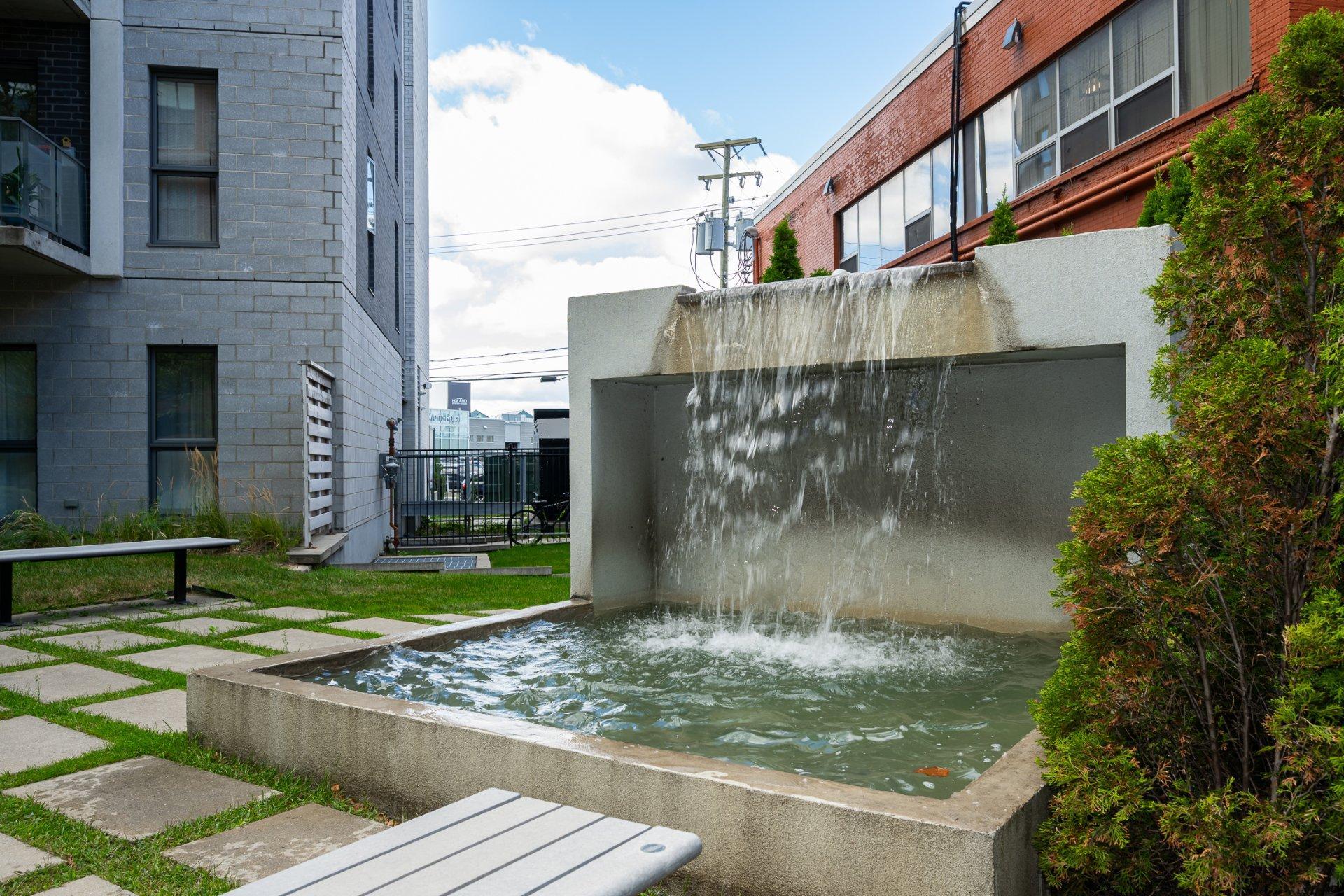 









2335


Ch. Manella

, 706,
Mont-Royal,




QC
H4P0B3

