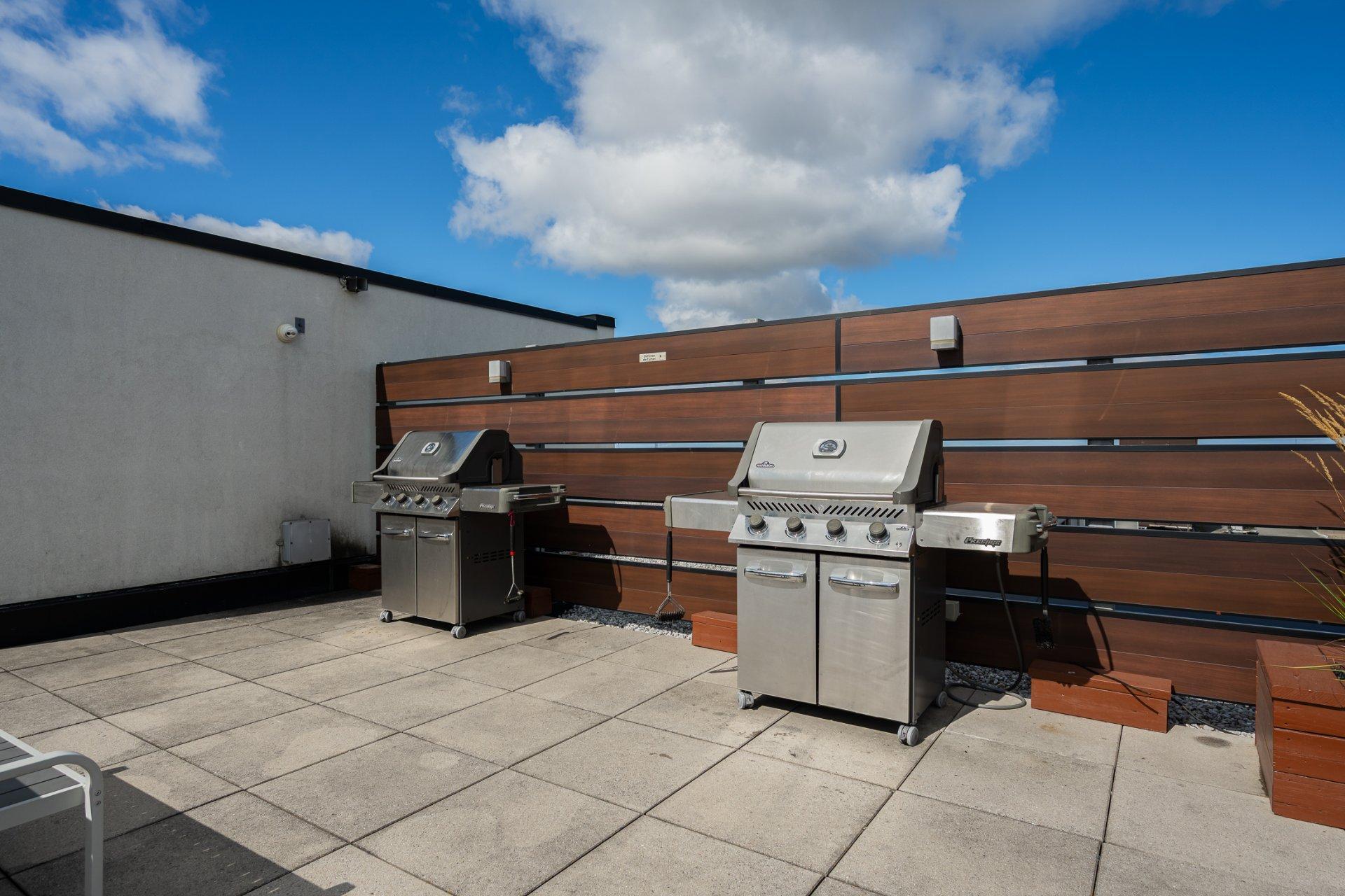 









2335


Ch. Manella

, 706,
Mont-Royal,




QC
H4P0B3

