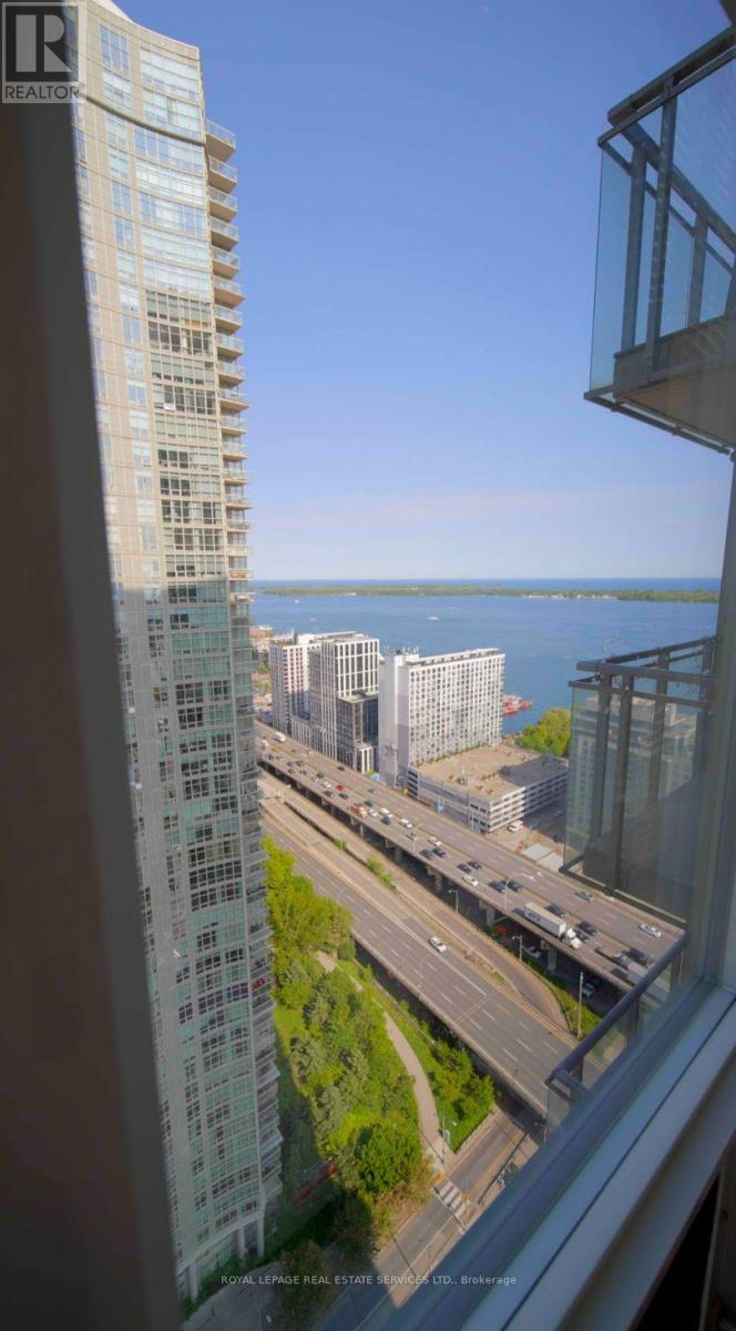 












3906 - 11 BRUNEL COURT

,
Toronto,




Ontario
M5V3Y3

