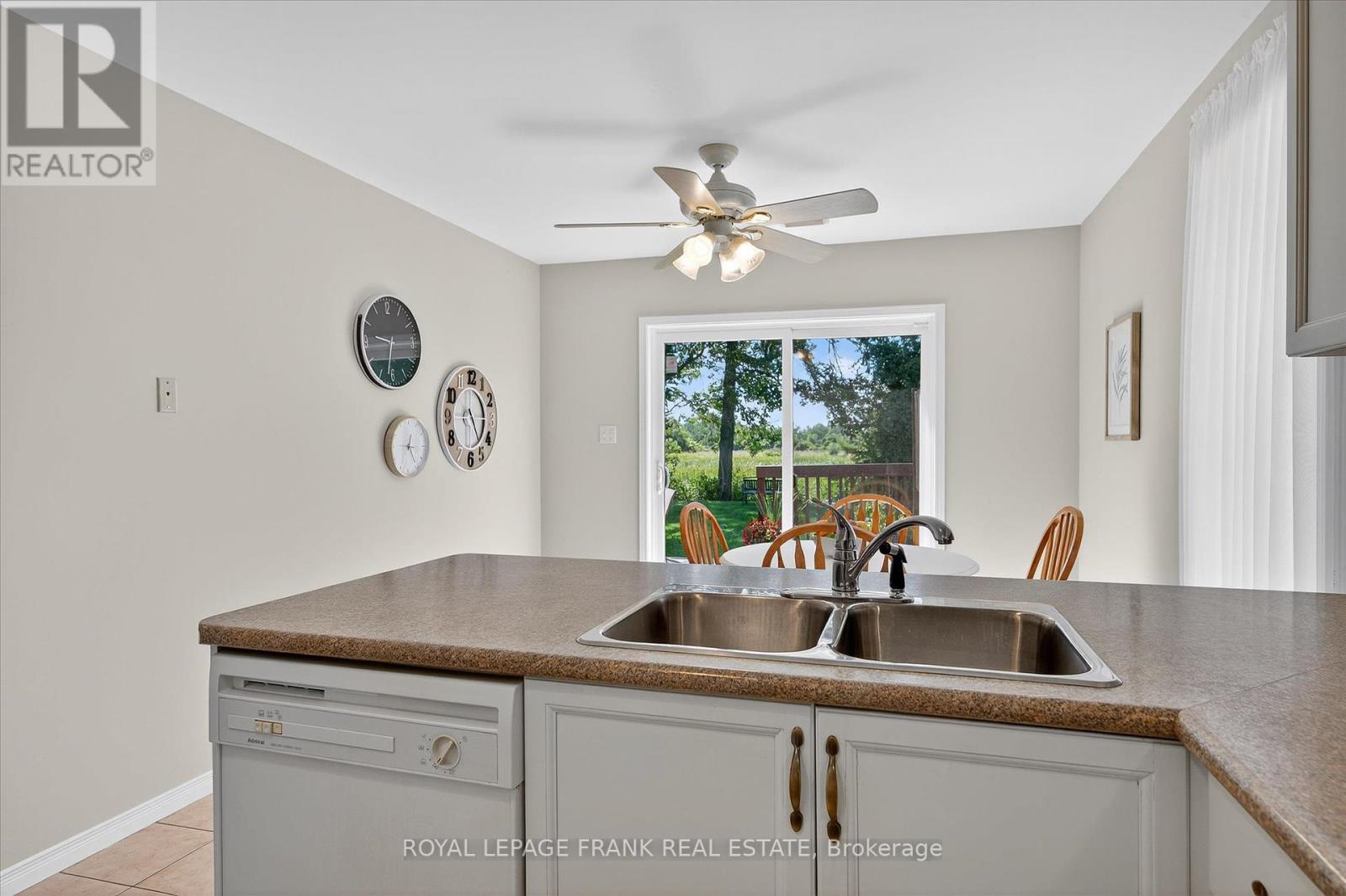 












3075 WESTRIDGE BOULEVARD

,
Peterborough (Monaghan Ward 2),




Ontario
K9K2K5

