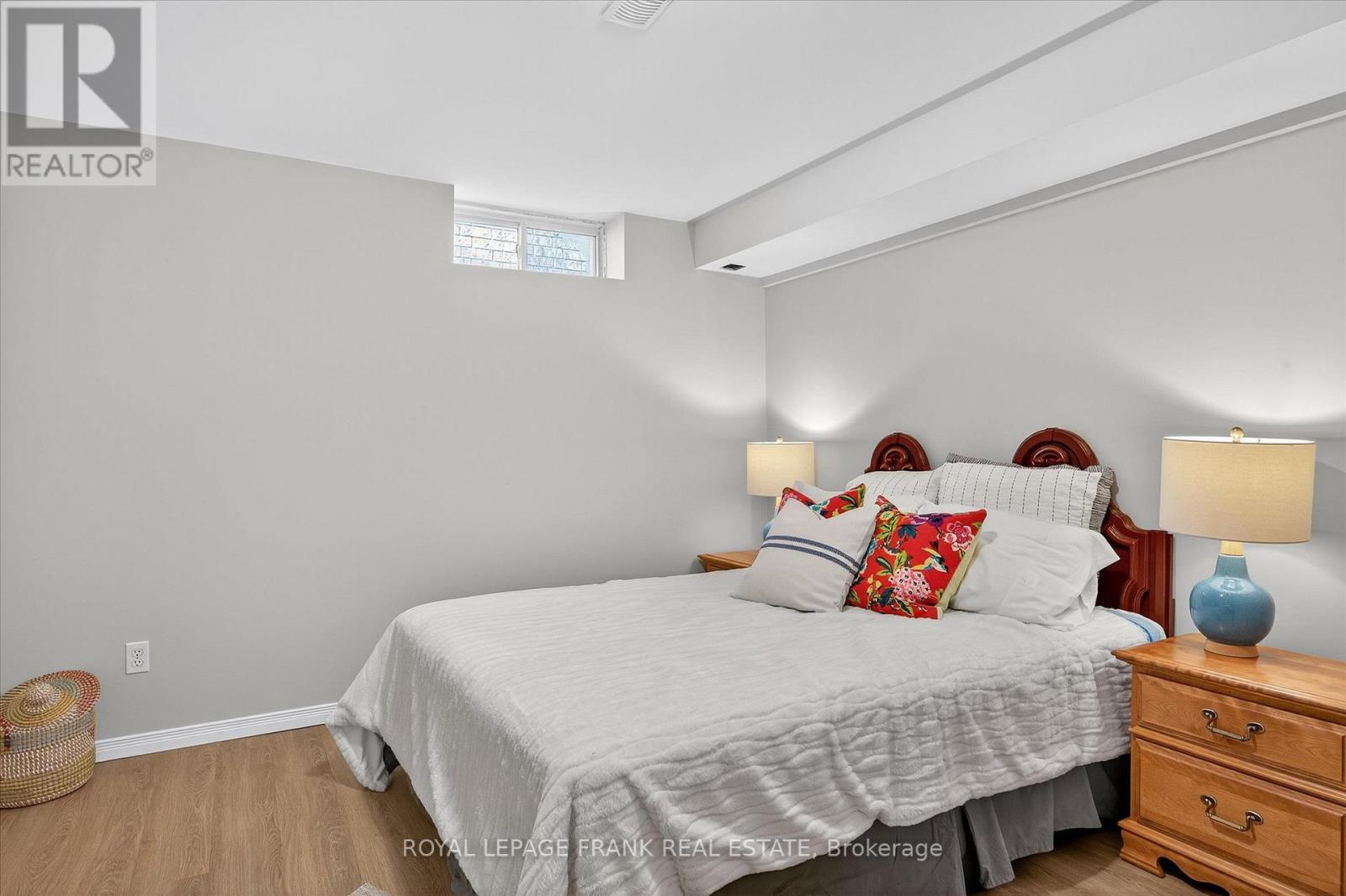 












3075 WESTRIDGE BOULEVARD

,
Peterborough (Monaghan Ward 2),




Ontario
K9K2K5

