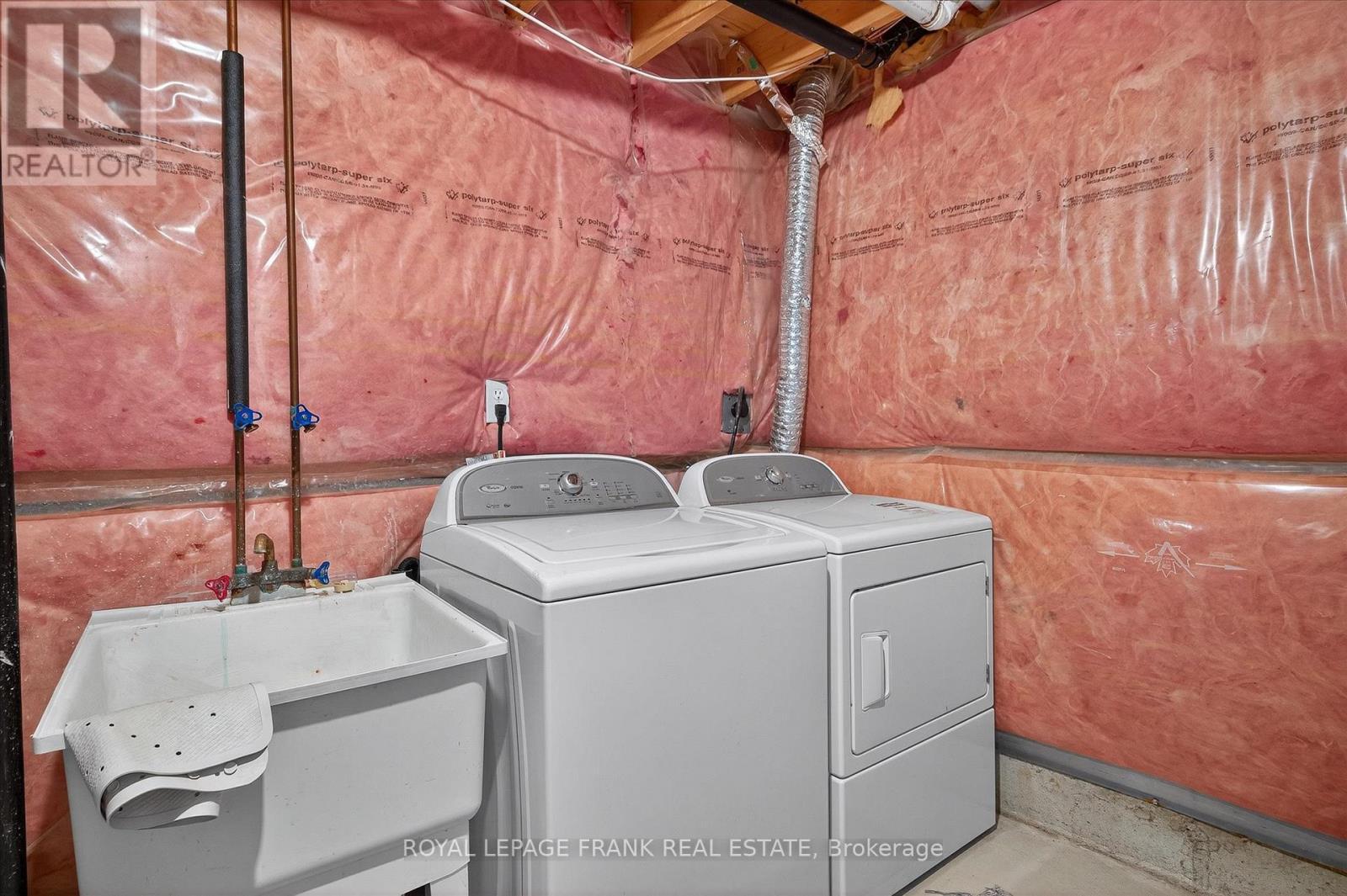 












3075 WESTRIDGE BOULEVARD

,
Peterborough (Monaghan Ward 2),




Ontario
K9K2K5

