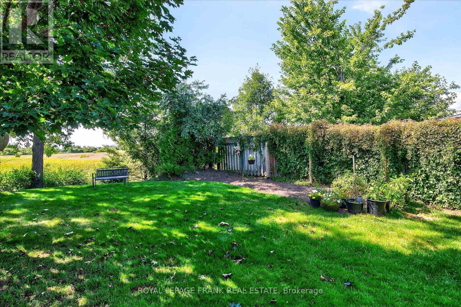 












3075 WESTRIDGE BOULEVARD

,
Peterborough (Monaghan Ward 2),




Ontario
K9K2K5

