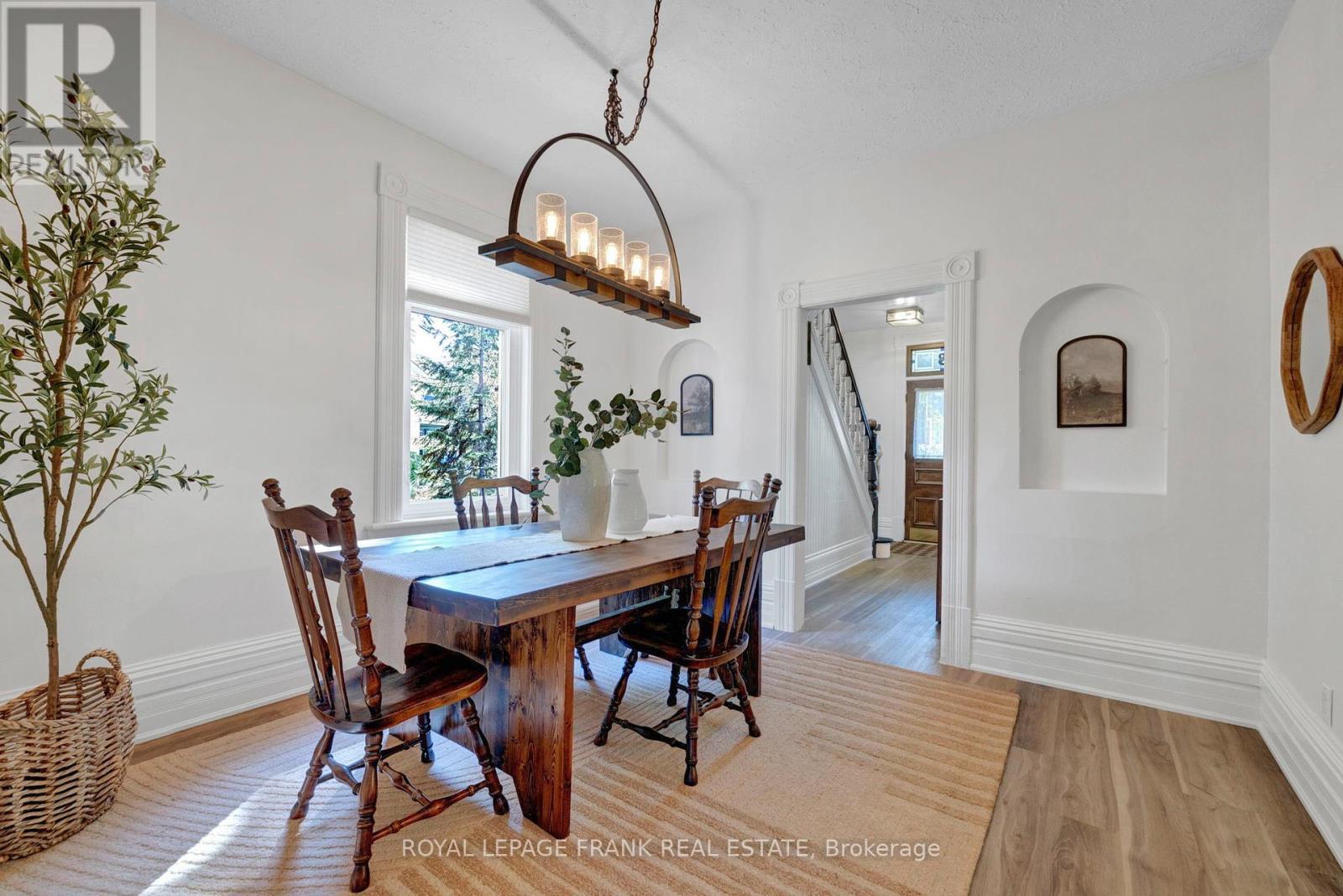 












18 NASSAU STREET

,
Selwyn,




Ontario
K0L2H0

