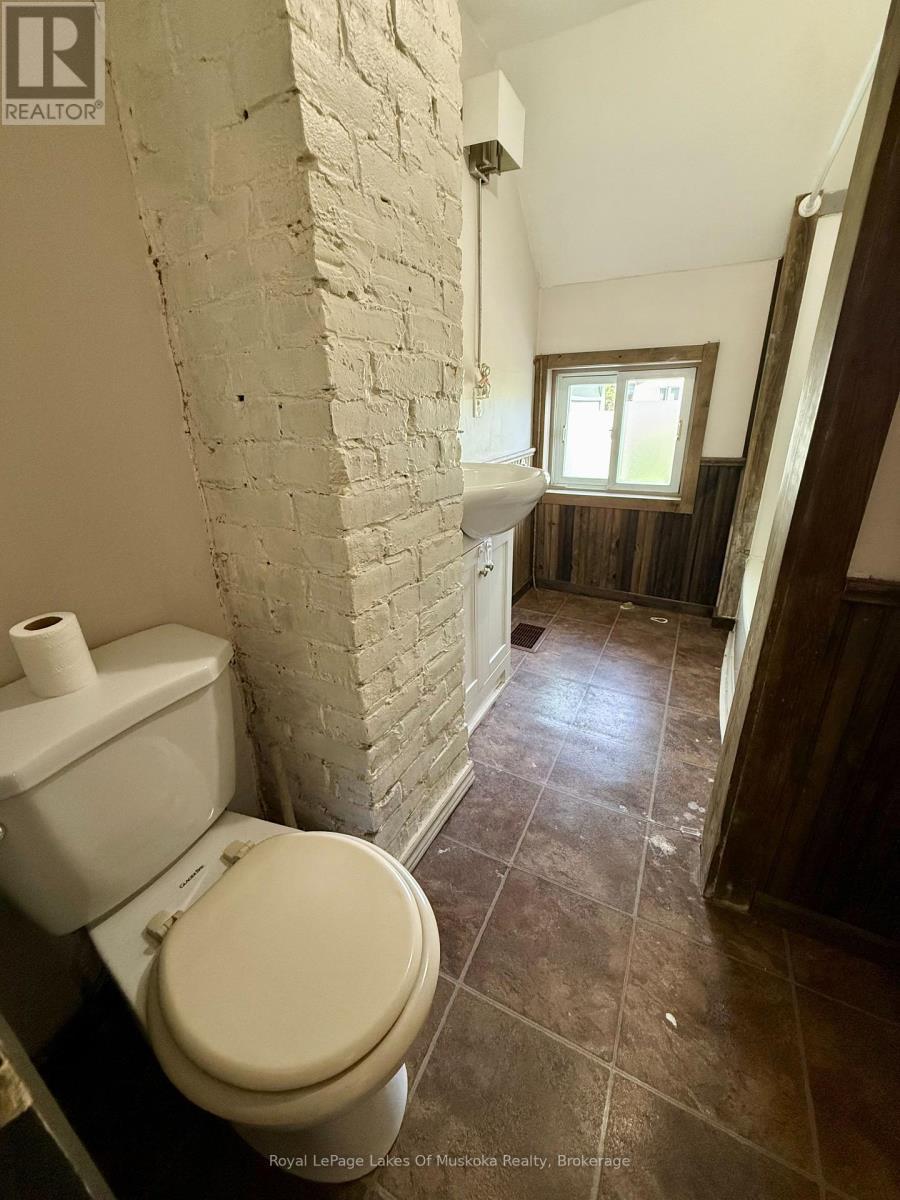 












16 BARBARA STREET

,
Perry (Novar),




Ontario
P0A1R0

