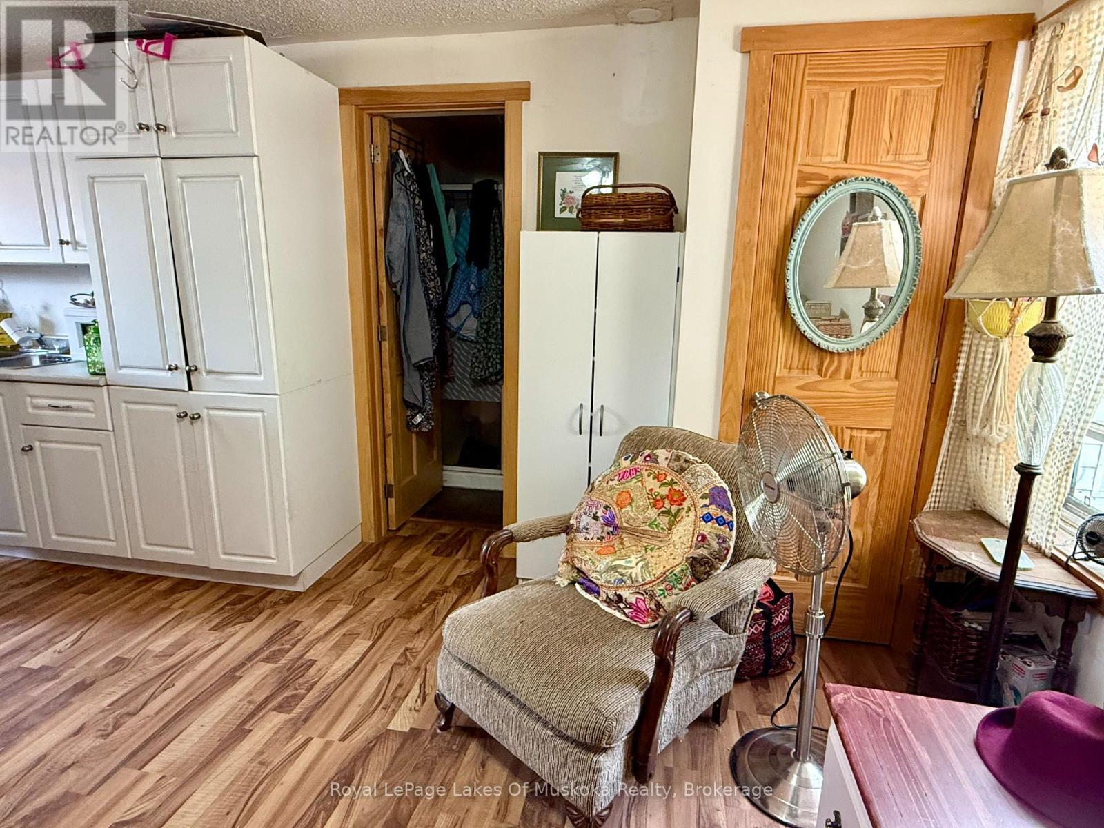 












16 BARBARA STREET

,
Perry (Novar),




Ontario
P0A1R0

