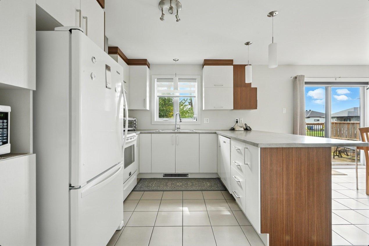 









41


Rue des Plaines

,
Saint-Anselme,




QC
G0R2N0

