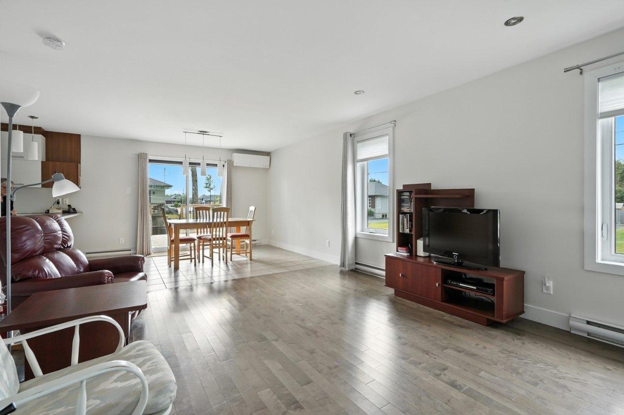 









41


Rue des Plaines

,
Saint-Anselme,




QC
G0R2N0

