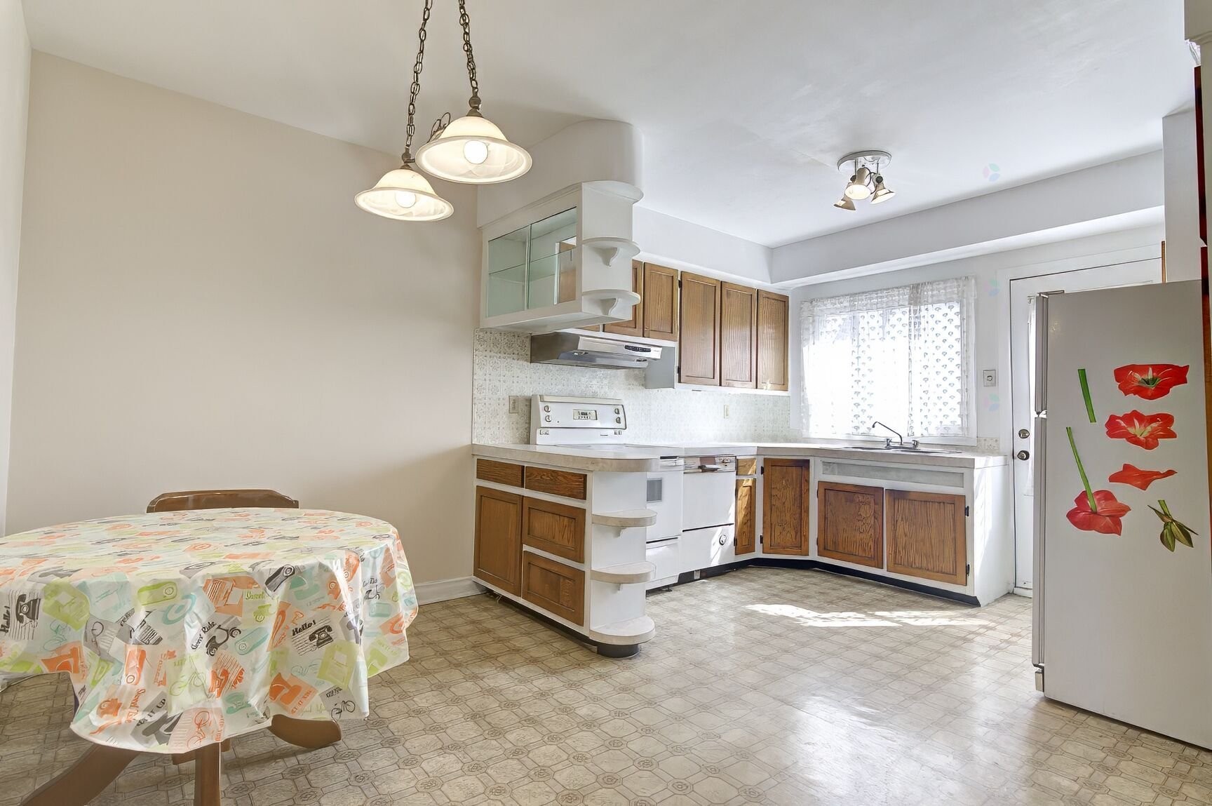 









9040

 - 9042


Rue De Forbin-Janson

,
Montréal (Mercier/Hochelaga-Maisonneuve),




QC
H1K2L3

