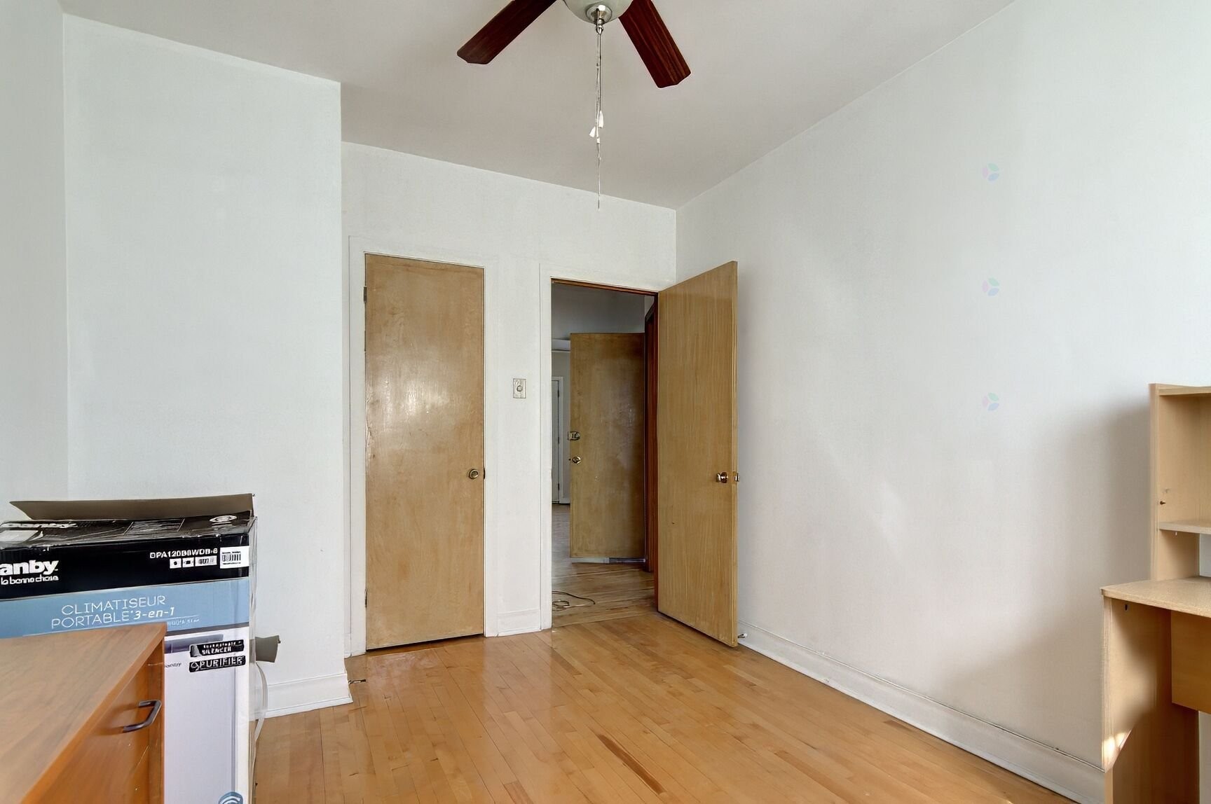 









9040

 - 9042


Rue De Forbin-Janson

,
Montréal (Mercier/Hochelaga-Maisonneuve),




QC
H1K2L3

