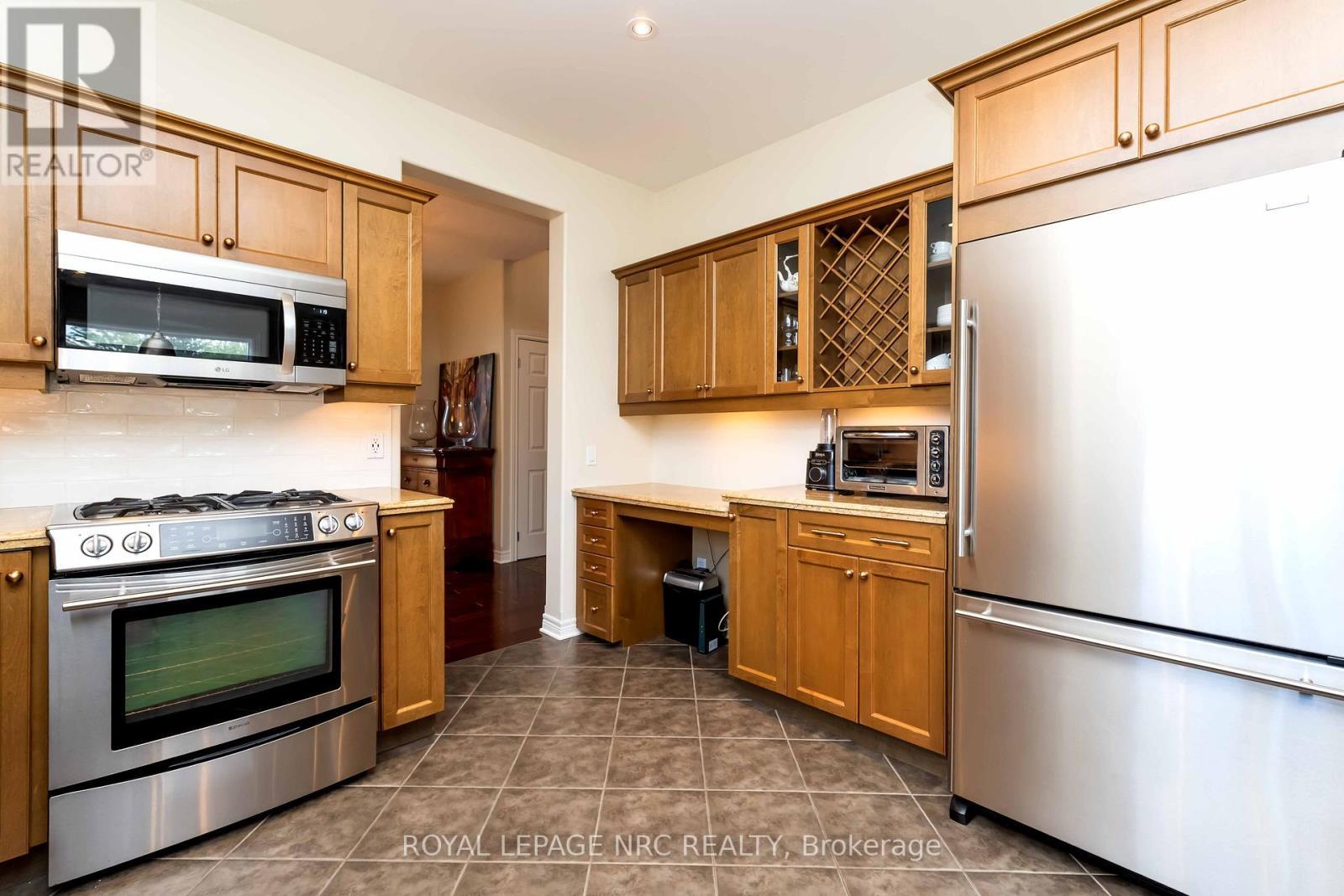 












2475 DIANE STREET

,
Fort Erie (Stevensville),




Ontario
L0S1S0

