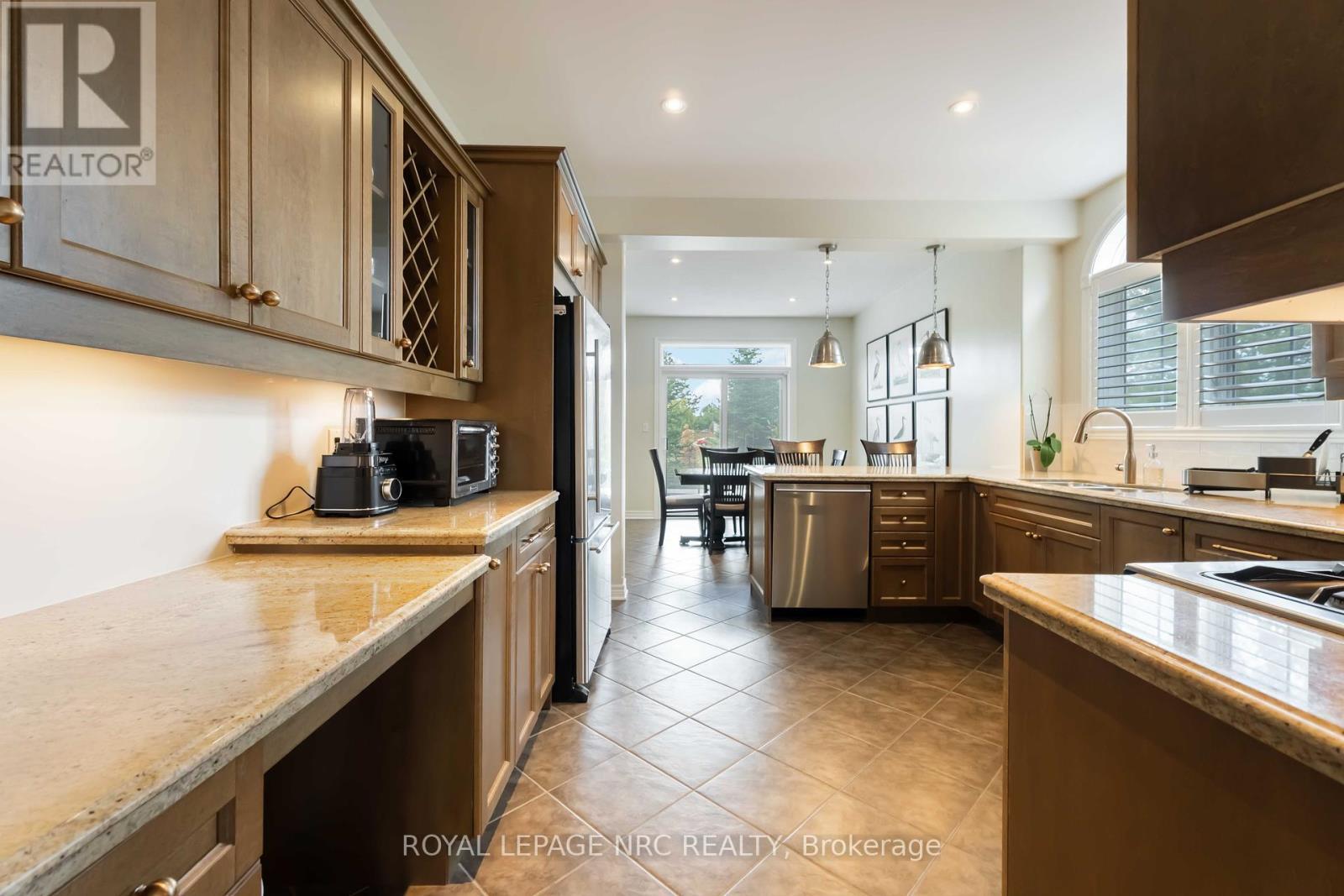 












2475 DIANE STREET

,
Fort Erie (Stevensville),




Ontario
L0S1S0

