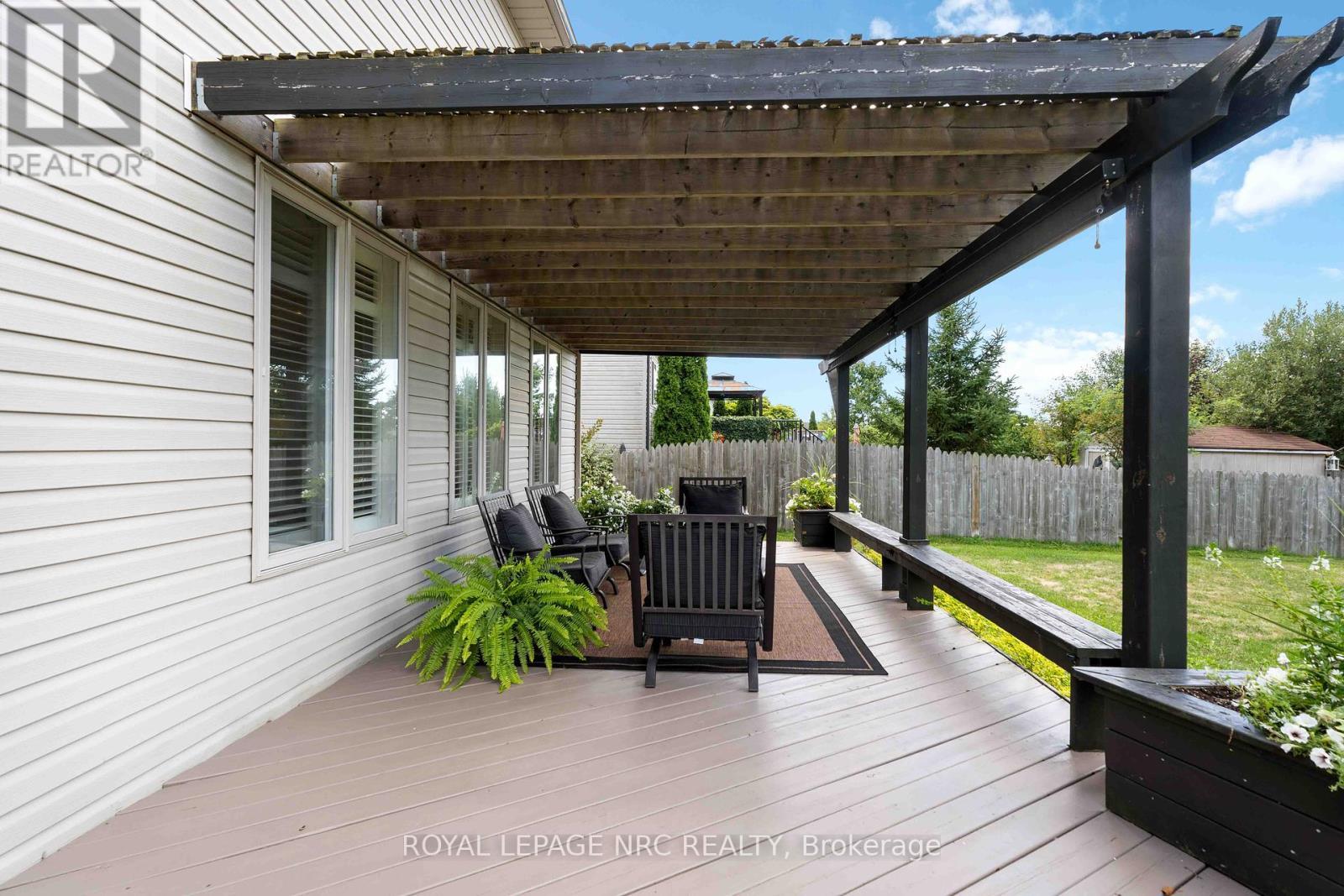 












2475 DIANE STREET

,
Fort Erie (Stevensville),




Ontario
L0S1S0

