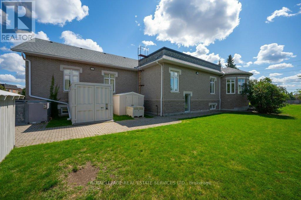 












1350 LANGSTAFF ROAD

,
Vaughan,




Ontario
L4J8P8

