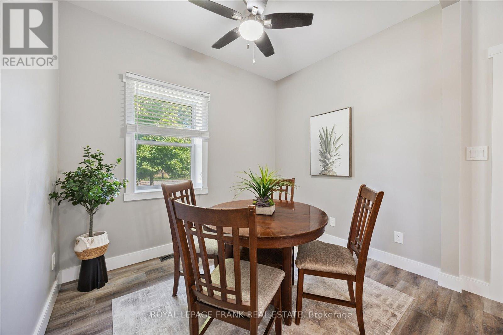 












29 RIDOUT STREET

,
Kawartha Lakes (Lindsay),




Ontario
K9V2B4


