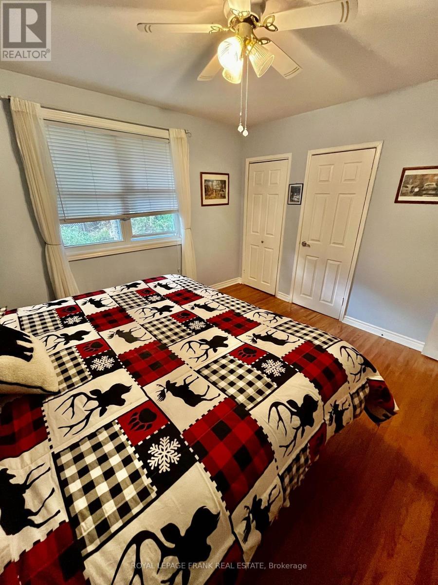 












26 LARCH STREET

,
Highlands East (Bicroft Ward),




Ontario
K0L1M0

