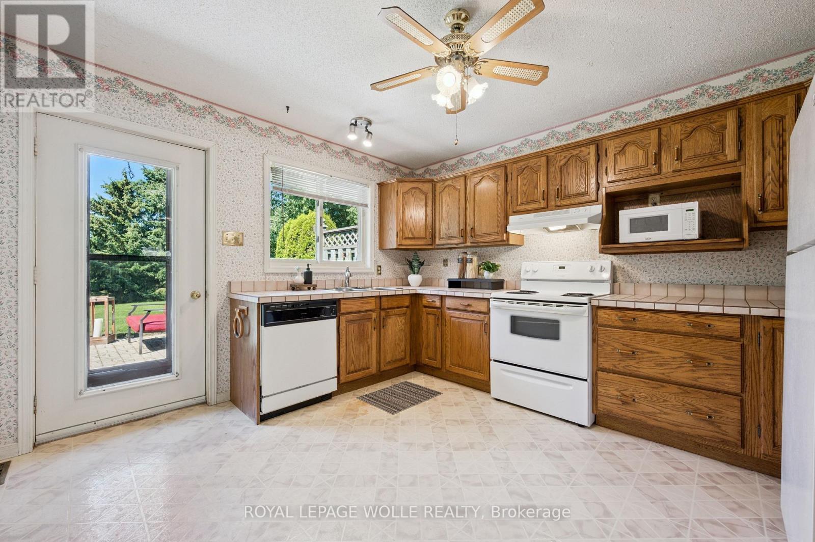 












#2 - 1080 ISABELLA STREET

,
Wellesley,




Ontario
N0B2A0

