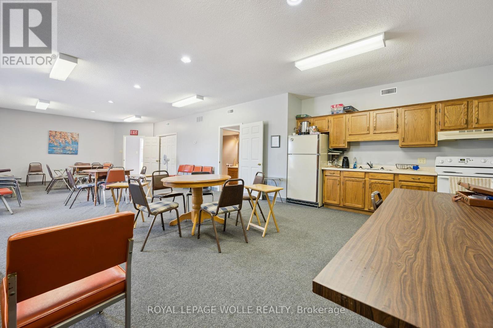 












#2 - 1080 ISABELLA STREET

,
Wellesley,




Ontario
N0B2A0

