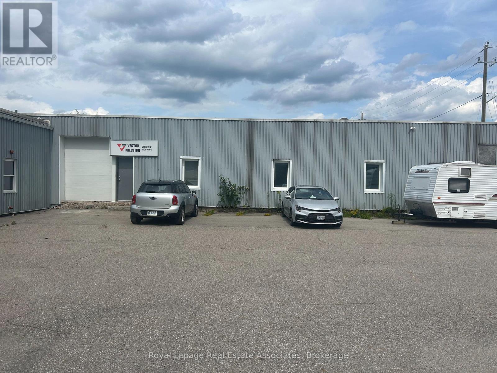 












153 PERTH STREET

,
Halton Hills,




Ontario
L7J1C9

