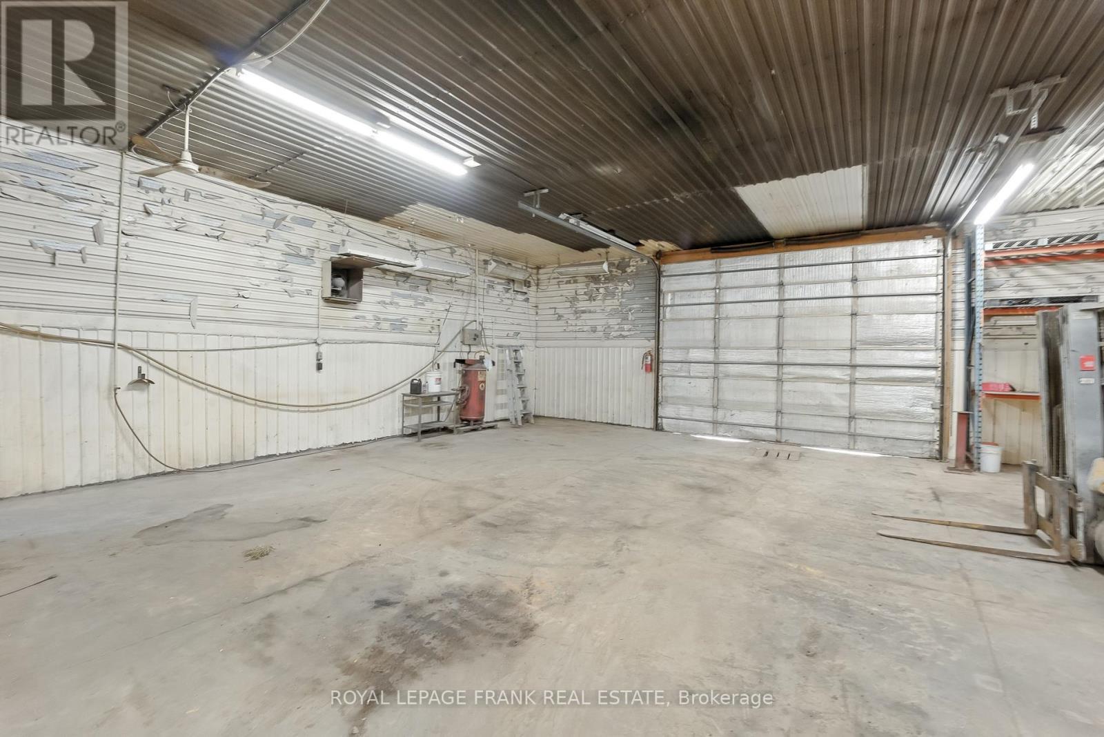 












274 HIGHWAY 35

,
Kawartha Lakes (Manvers),







Ontario
L0B1K0

