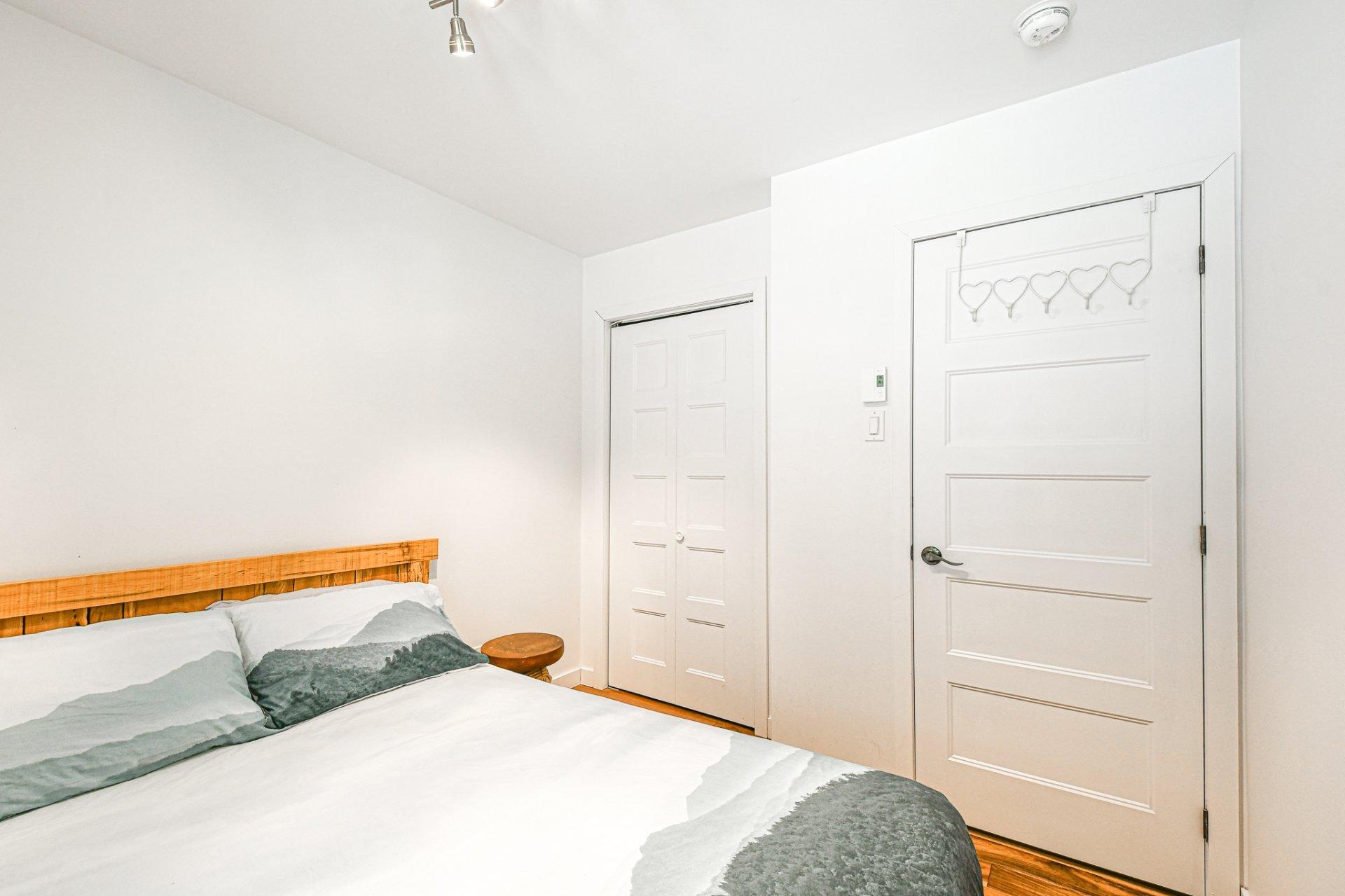 









14


Rue des Trembles

,
Sainte-Marguerite-du-Lac-Masson,




QC
J0T1L0

