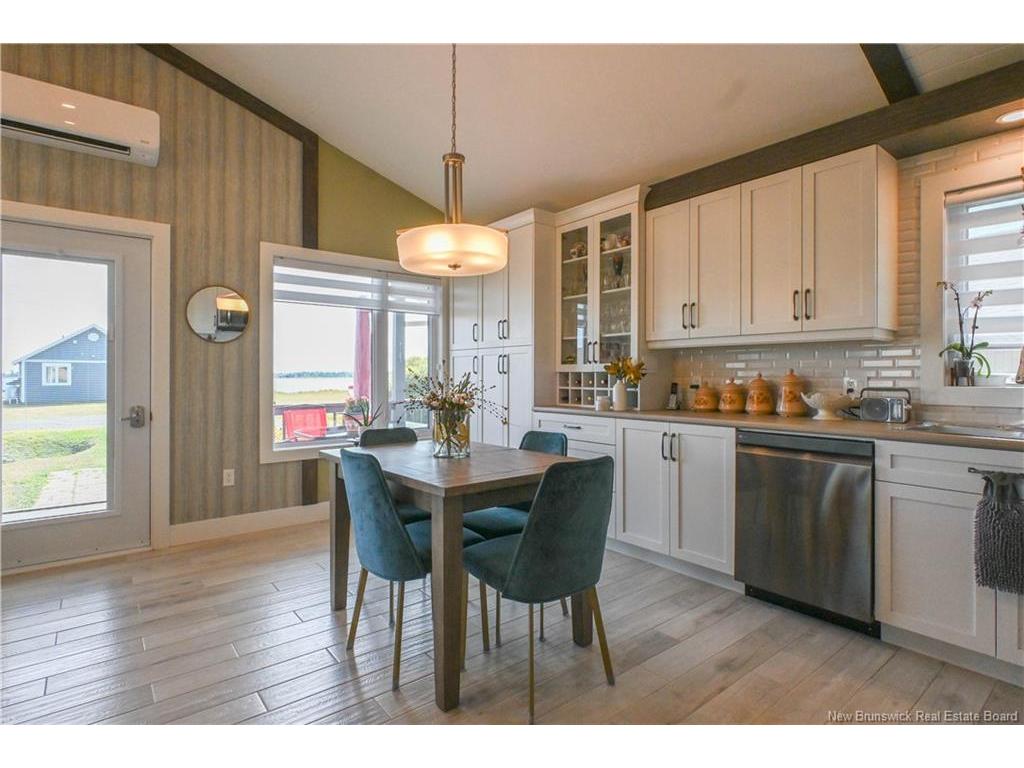 









22


rue de la Baie

ST,
Tracadie,




NB
E1X 4S9

