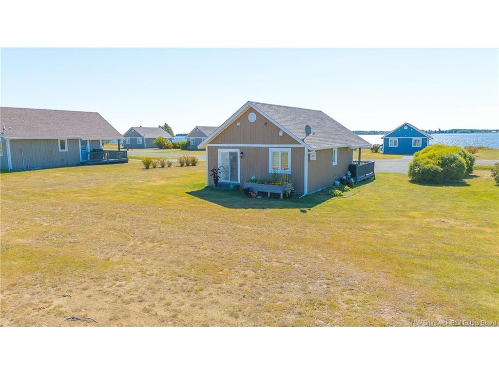 









22


rue de la Baie

ST,
Tracadie,




NB
E1X 4S9

