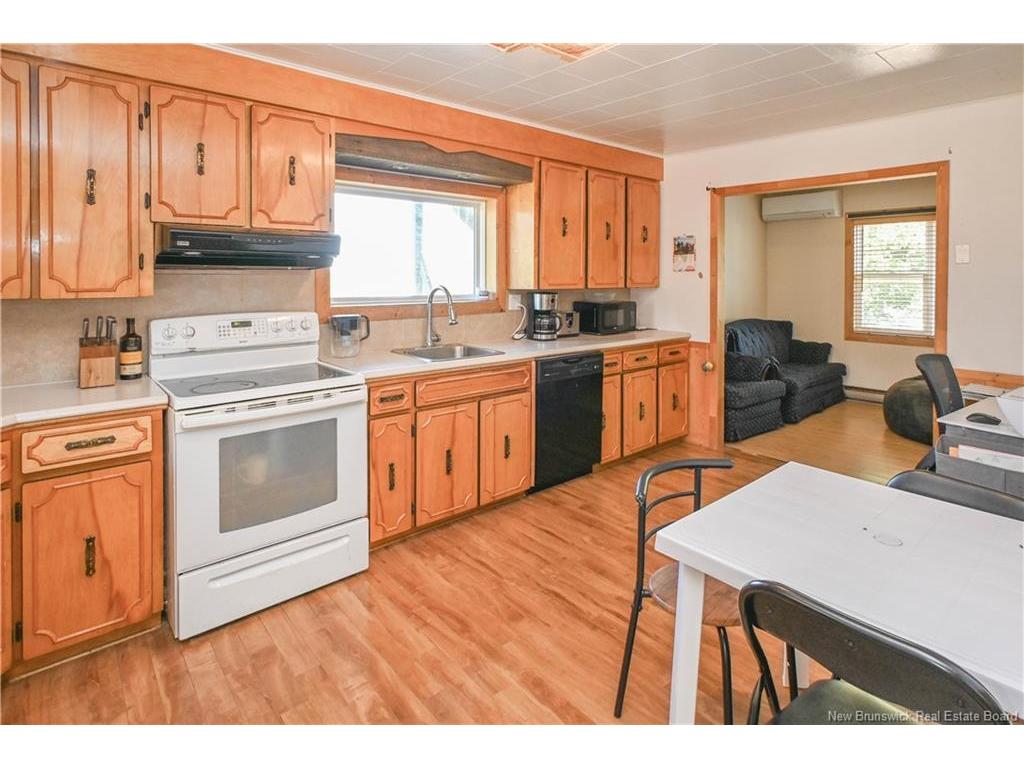 









336


Saint-Pierre O.

BLVD,
Caraquet,




NB
E1W 1A3


