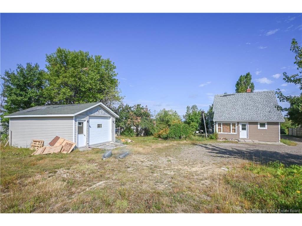 









336


Saint-Pierre O.

BLVD,
Caraquet,




NB
E1W 1A3

