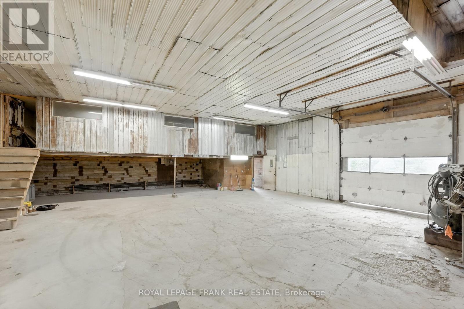 












274 HIGHWAY 35

,
Kawartha Lakes (Manvers),







Ontario
L0B1K0

