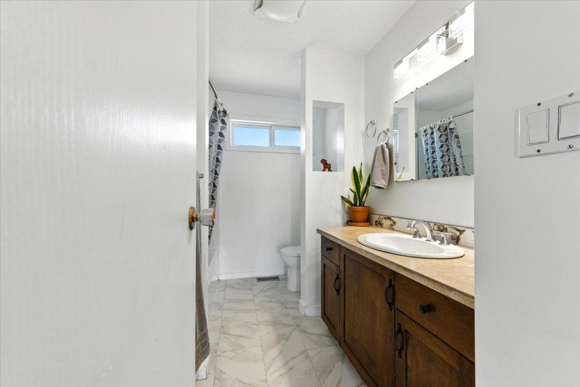 









6721


Garnet

Road,
Vernon,




BC
V1H 1P1

