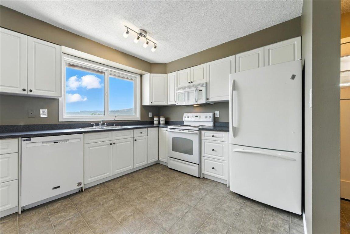 









6721


Garnet

Road,
Vernon,




BC
V1H 1P1

