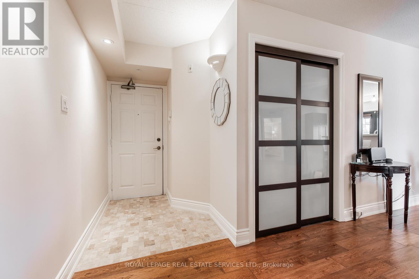 












310 - 1451 WALKER'S LINE

,
Burlington,




Ontario
L7M4P1

