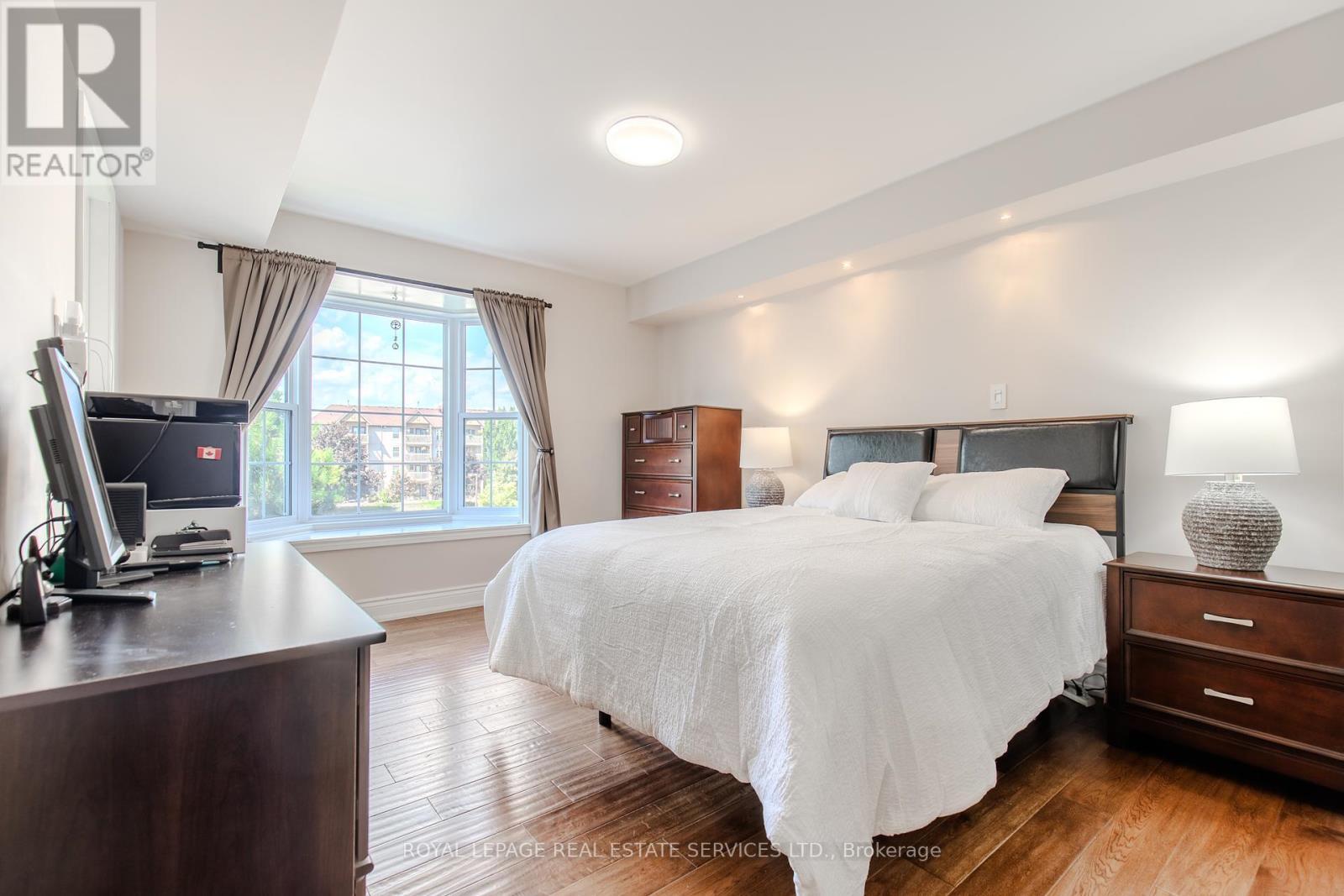 












310 - 1451 WALKER'S LINE

,
Burlington,




Ontario
L7M4P1

