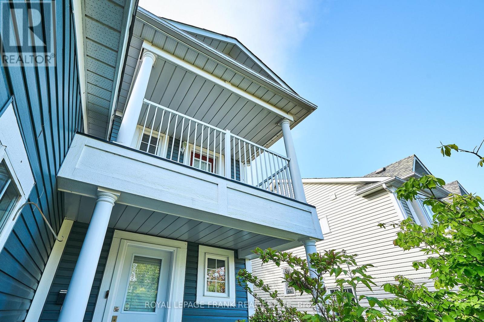 












29 CARVETH CRESCENT

,
Clarington (Newcastle),




Ontario
L1B1N3

