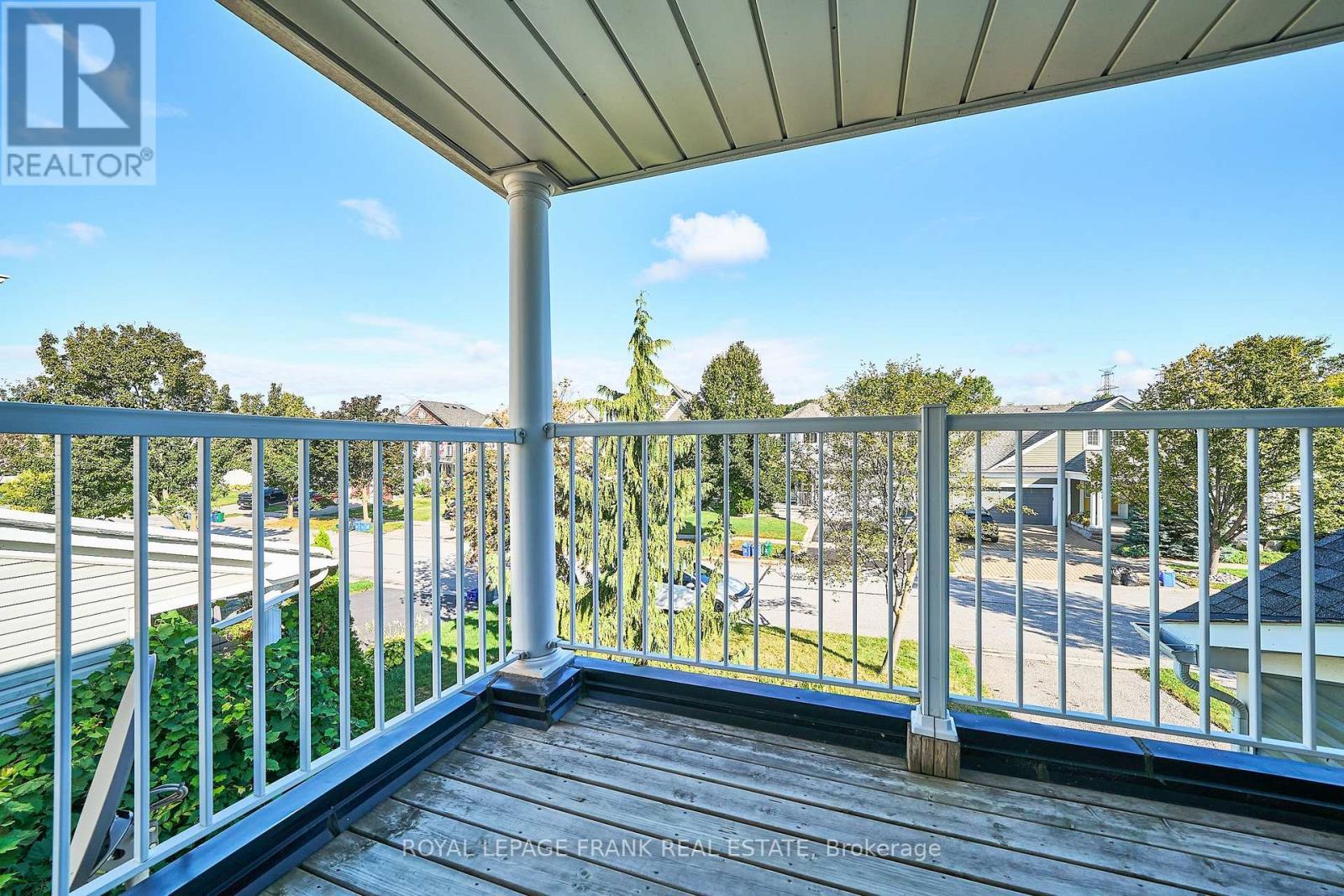












29 CARVETH CRESCENT

,
Clarington (Newcastle),




Ontario
L1B1N3


