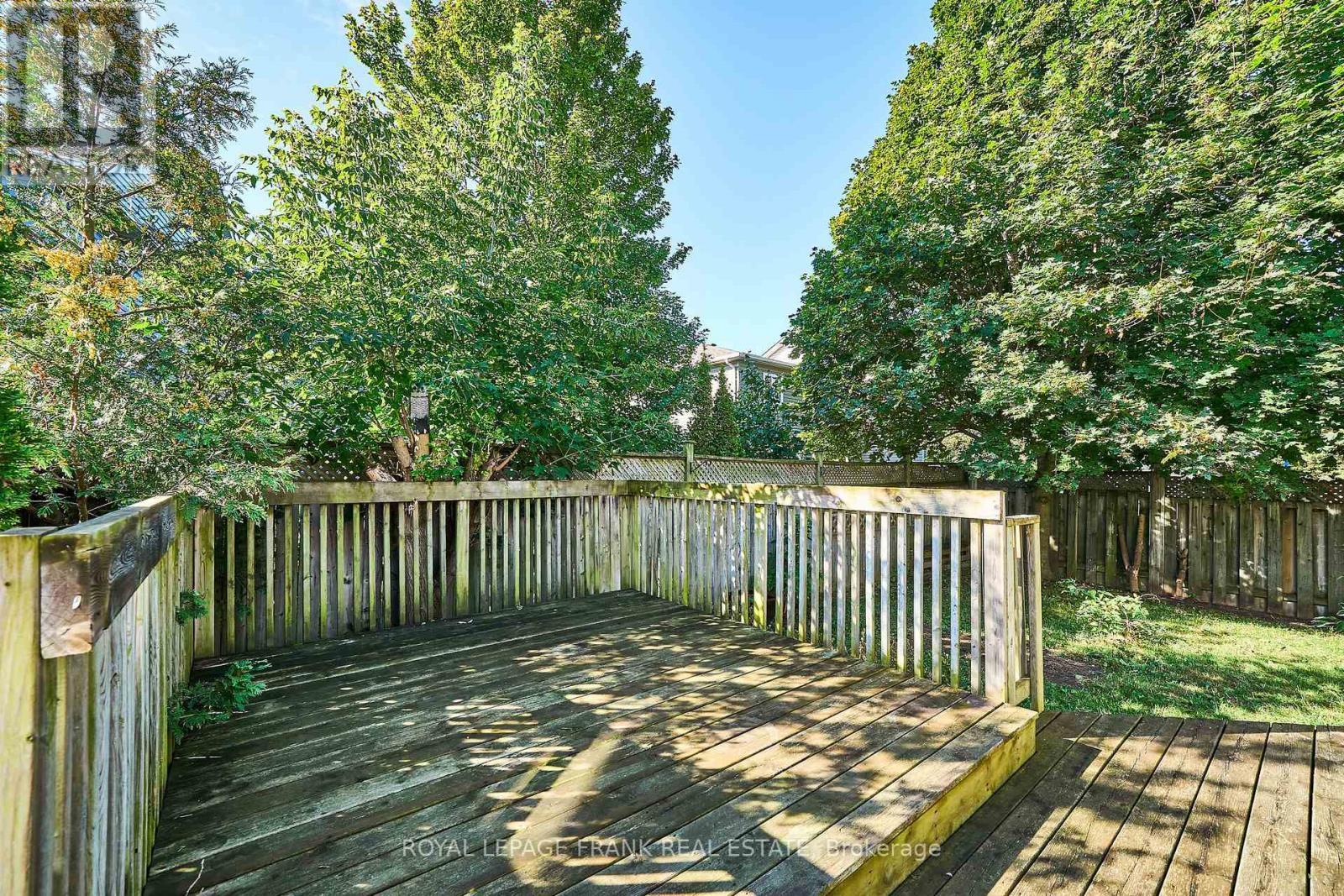












29 CARVETH CRESCENT

,
Clarington (Newcastle),




Ontario
L1B1N3

