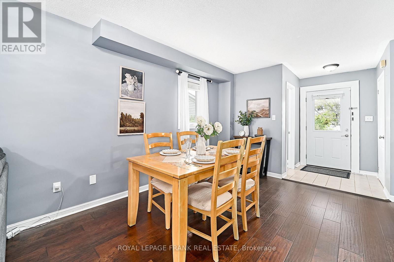 












29 CARVETH CRESCENT

,
Clarington (Newcastle),




Ontario
L1B1N3

