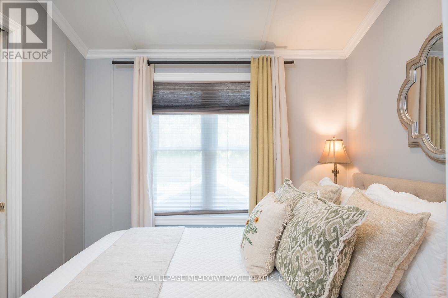 












12 POPLAR - 4449 MILBUROUGH LINE

,
Burlington,




Ontario
L7P0C5

