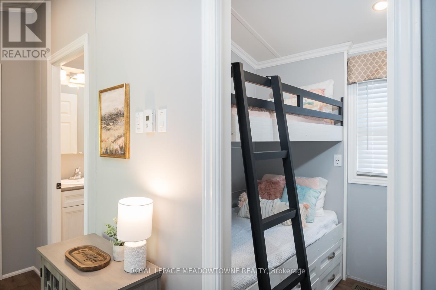 












12 POPLAR - 4449 MILBUROUGH LINE

,
Burlington,




Ontario
L7P0C5

