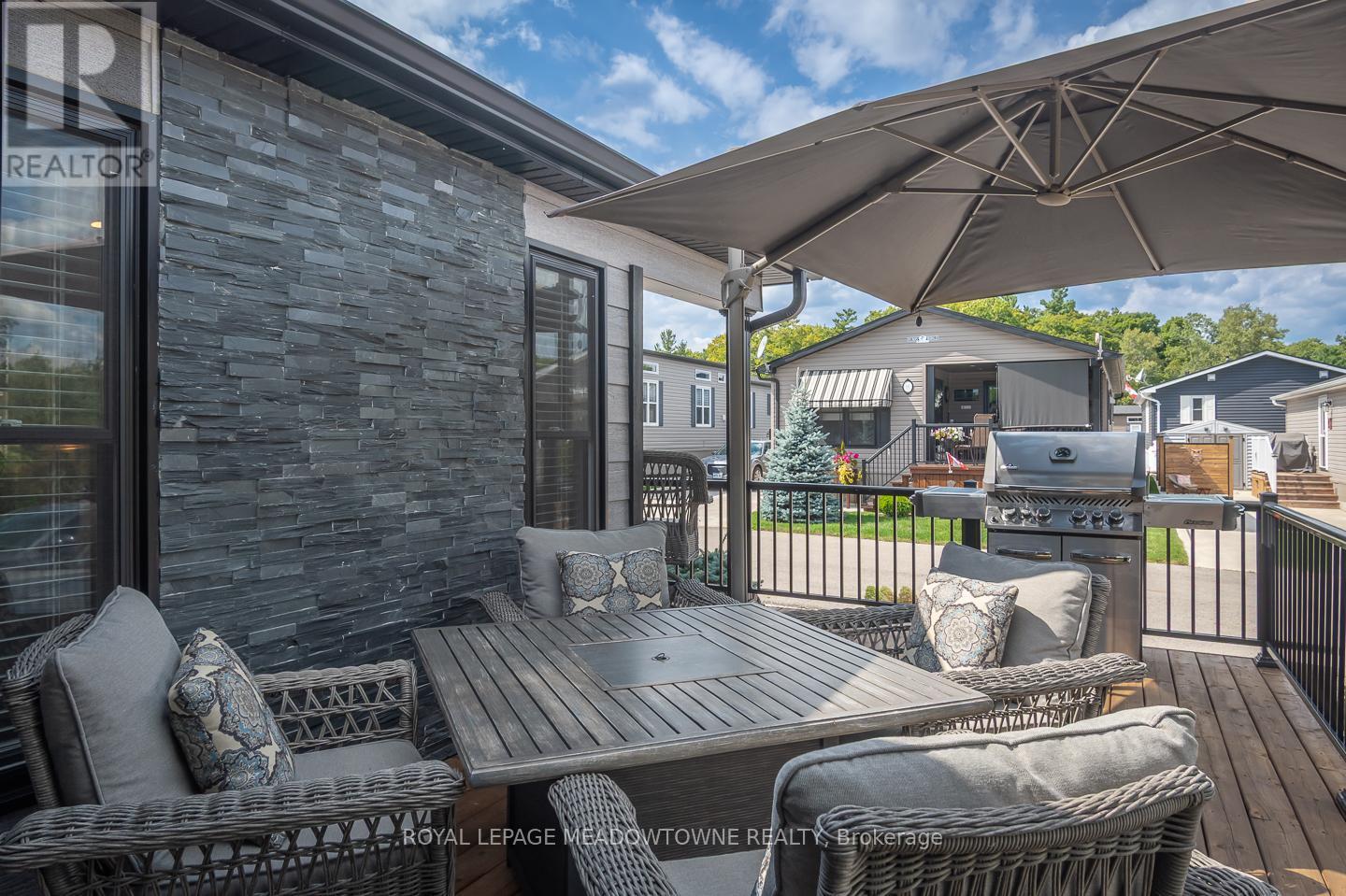 












12 POPLAR - 4449 MILBUROUGH LINE

,
Burlington,




Ontario
L7P0C5

