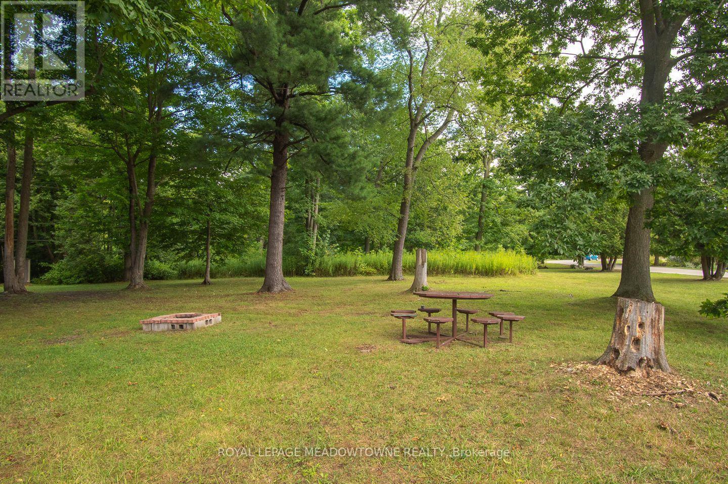 












12 POPLAR - 4449 MILBUROUGH LINE

,
Burlington,




Ontario
L7P0C5

